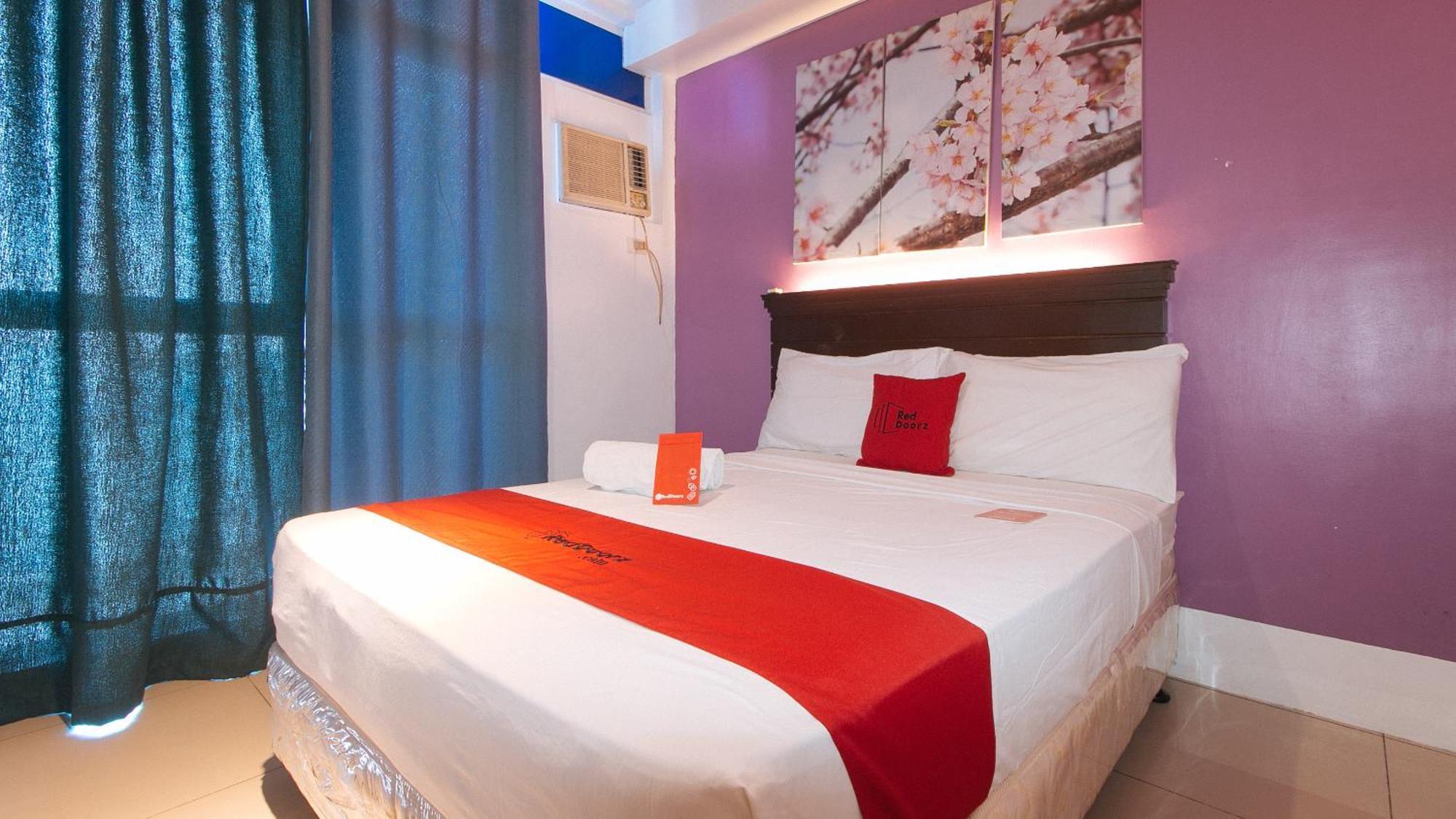 Reddoorz @ Melbourne Suites Makati Makati City Kültér fotó