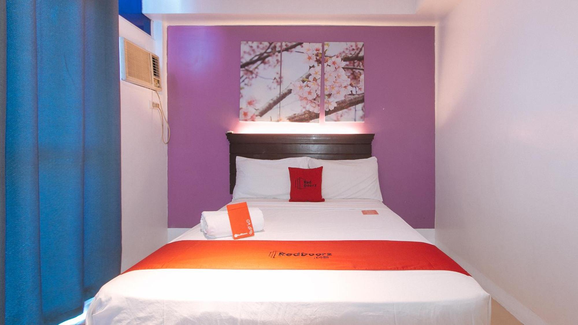Reddoorz @ Melbourne Suites Makati Makati City Kültér fotó