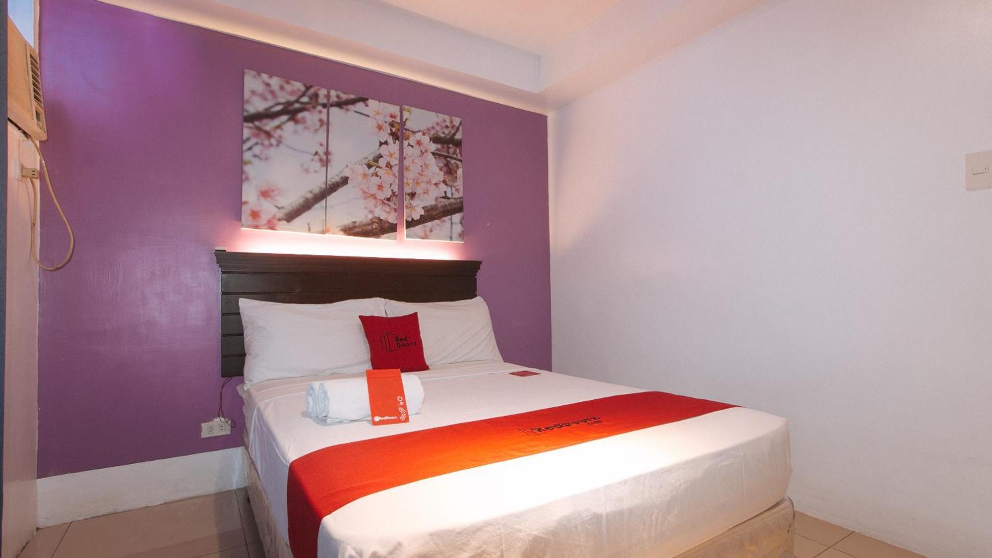 Reddoorz @ Melbourne Suites Makati Makati City Kültér fotó